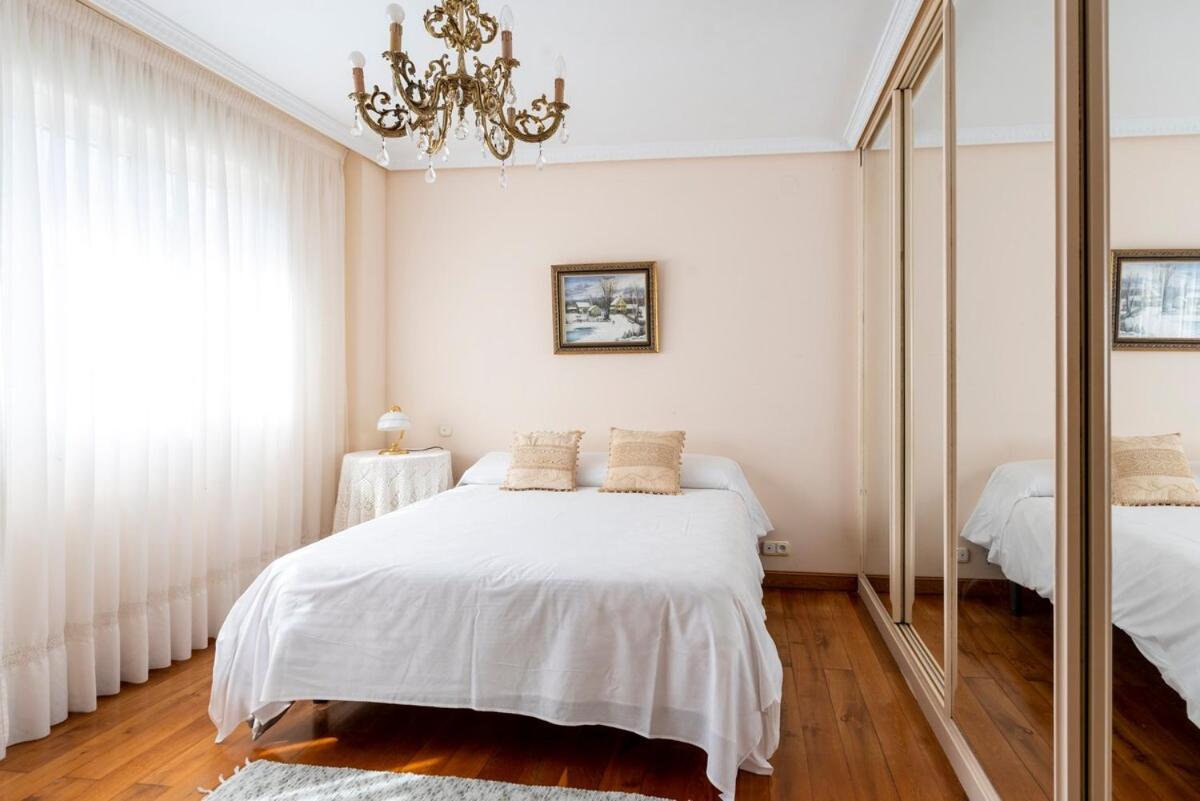 Casa Con Jardin En Gama Villa Bárcena de Cicero Dış mekan fotoğraf