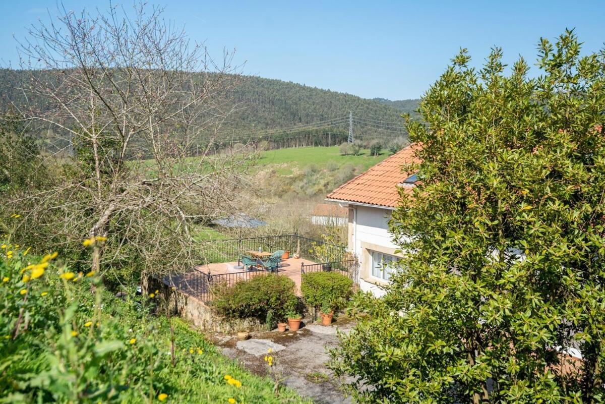 Casa Con Jardin En Gama Villa Bárcena de Cicero Dış mekan fotoğraf