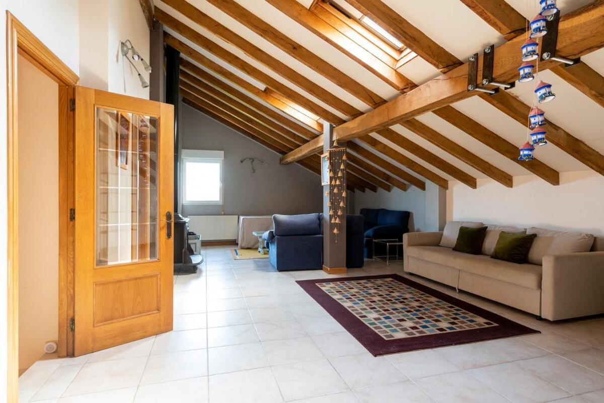 Casa Con Jardin En Gama Villa Bárcena de Cicero Dış mekan fotoğraf