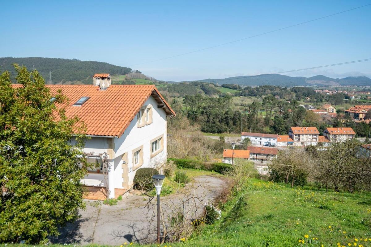 Casa Con Jardin En Gama Villa Bárcena de Cicero Dış mekan fotoğraf
