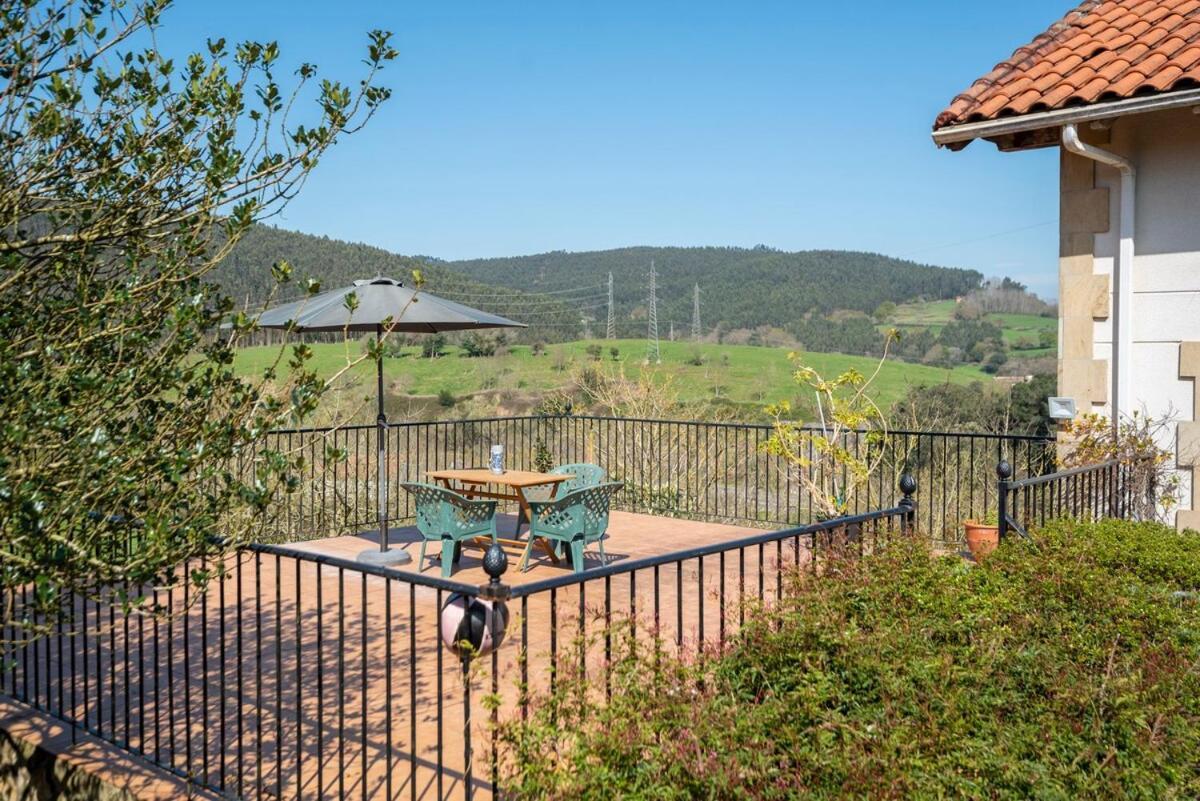 Casa Con Jardin En Gama Villa Bárcena de Cicero Dış mekan fotoğraf